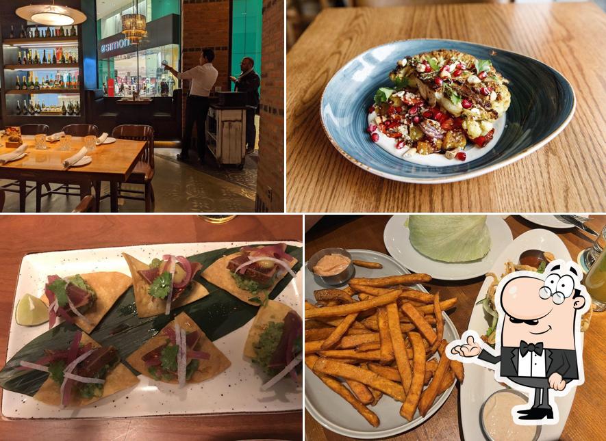 L'intérieur de Reds Square One