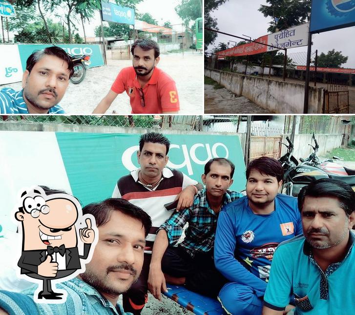 Here's a pic of Hotel shiv sakti thaba Adalaj