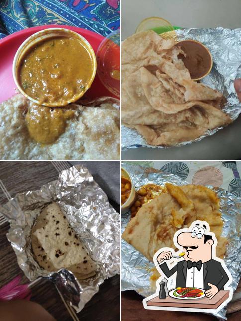 Chole Bhatura And Parathas