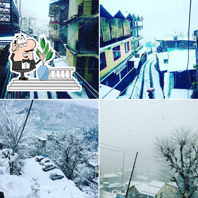 The exterior of Himalayan Organics juice bar cafe & (non stop hostel stay)