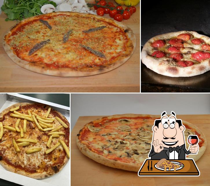 Scegli tra le molte varianti di pizza