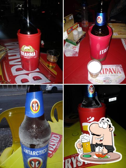 Bar do Reginaldo fornece uma seleção de cervejas