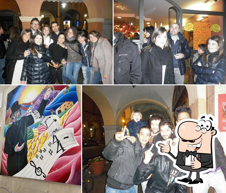 Voici une photo de Bar Roma