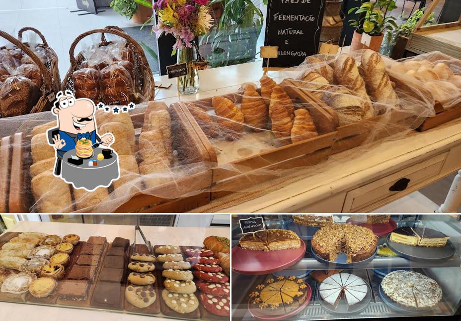 Platos en Po.è.me Arte & Café