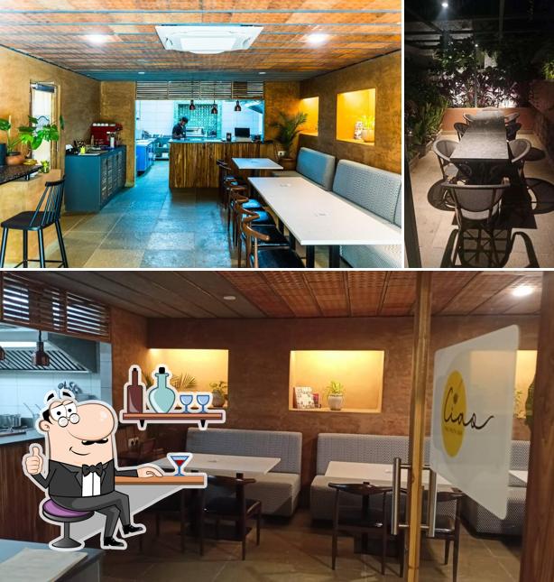 Check out how Ciao Italiano looks inside