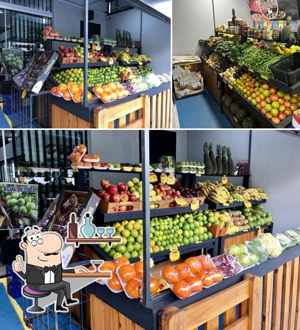 Veja imagens do interior do MERCADO SUBZERO 24 HORAS