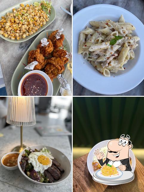 Spaghetti carbonara at Mint