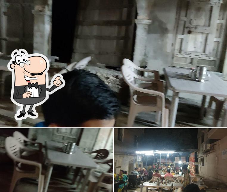 Check out how વડલાની પ્રખ્યાત પાઉંભાજી (શિવ શક્તિ પાઉંભાજી) looks inside