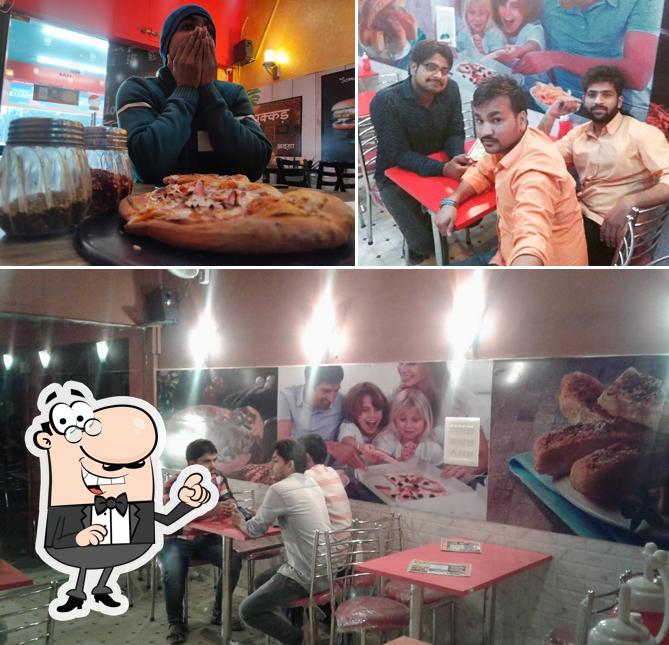 The interior of DA PIZZA HUB, JIND