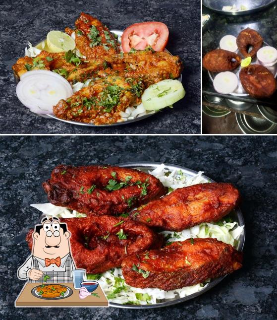Chicken wings at Kulswamini Special Bhigwan Machhi