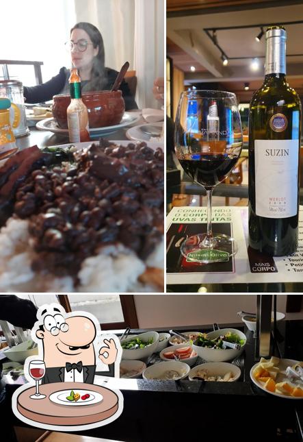 Platos en Varandas Restaurante e Empório