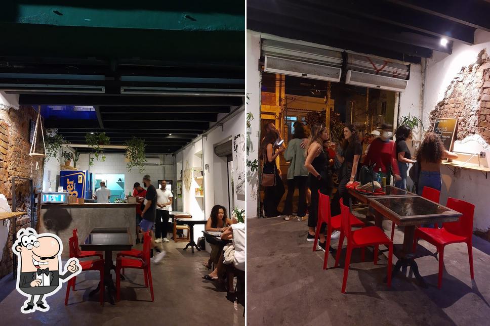 Veja imagens do interior do Macuna Bar