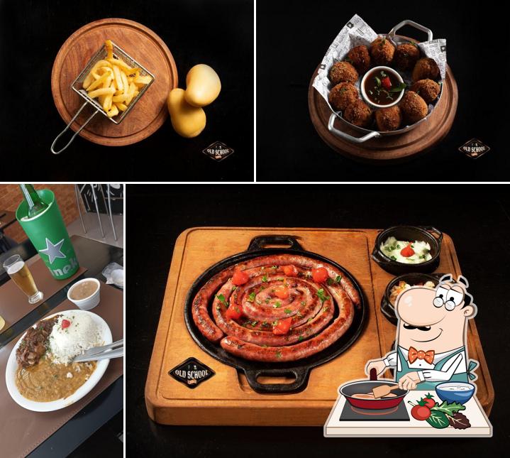 Curry de frango em Old School Bar Restaurante Almoço Happy Hour Av. Marari