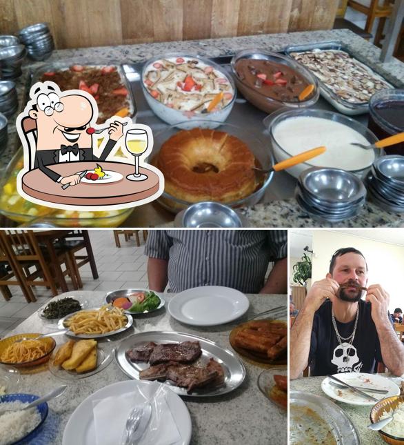 Comida em Restaurante Catarina