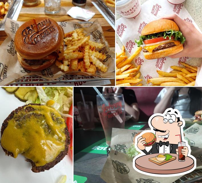 Consiga um hambúrguer no Johnny Rockets Catuaí Maringá