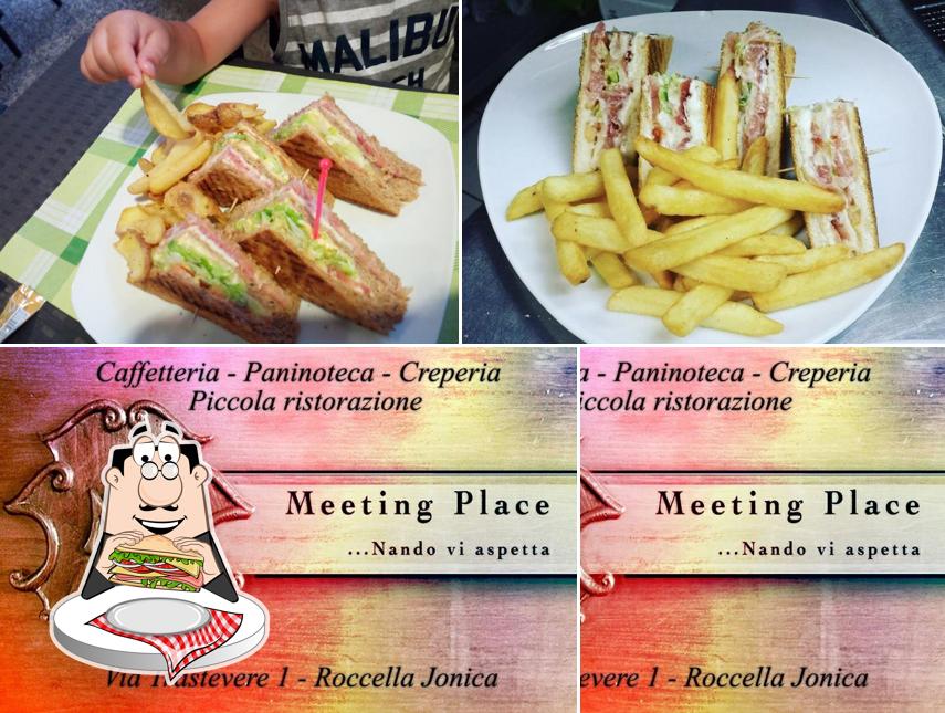 Club sandwich al Meeting Place - Bar, Paninoteca, Ristorante