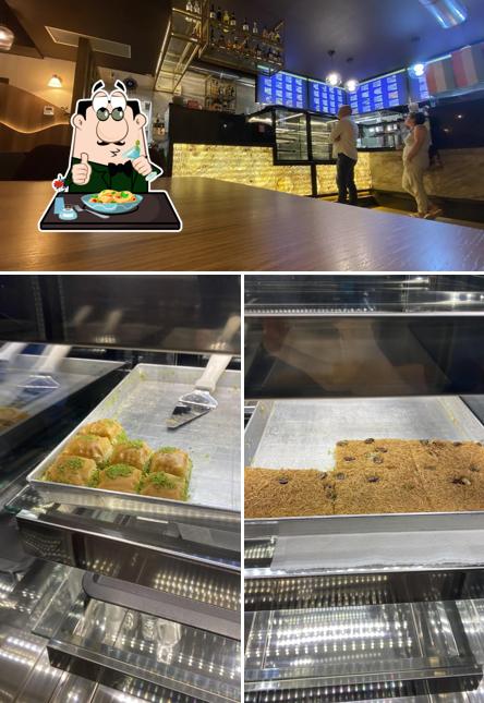 La cibo e interni del ristorante