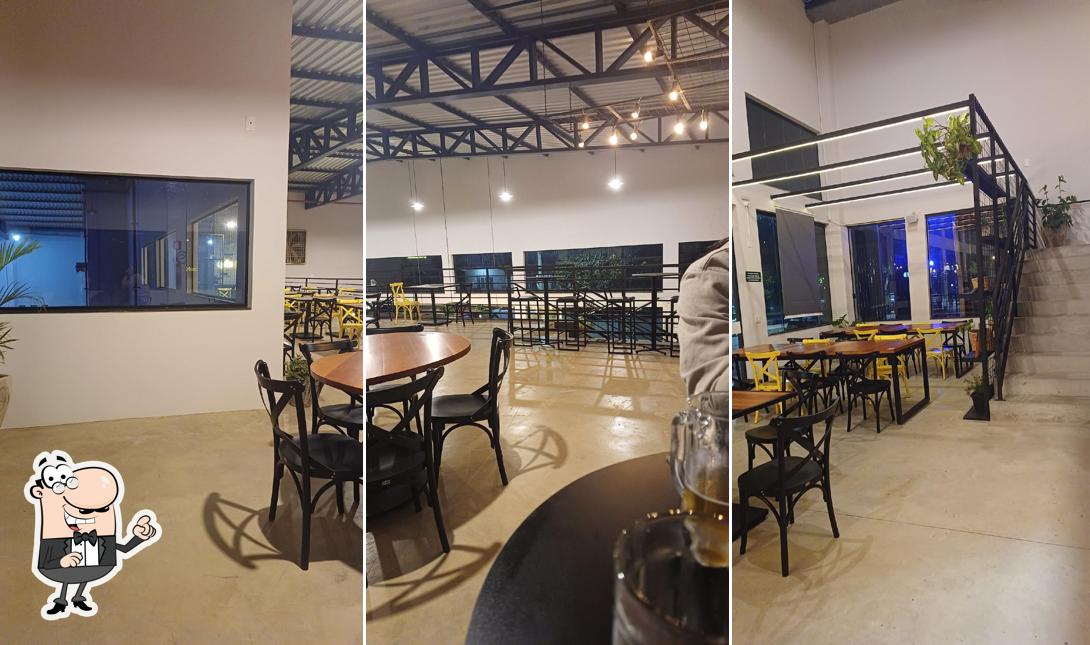 O interior do Bar e Cervejaria du Krönst