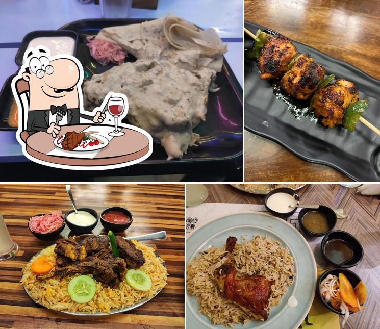 Pathirakozhi Restaurant, Aluva