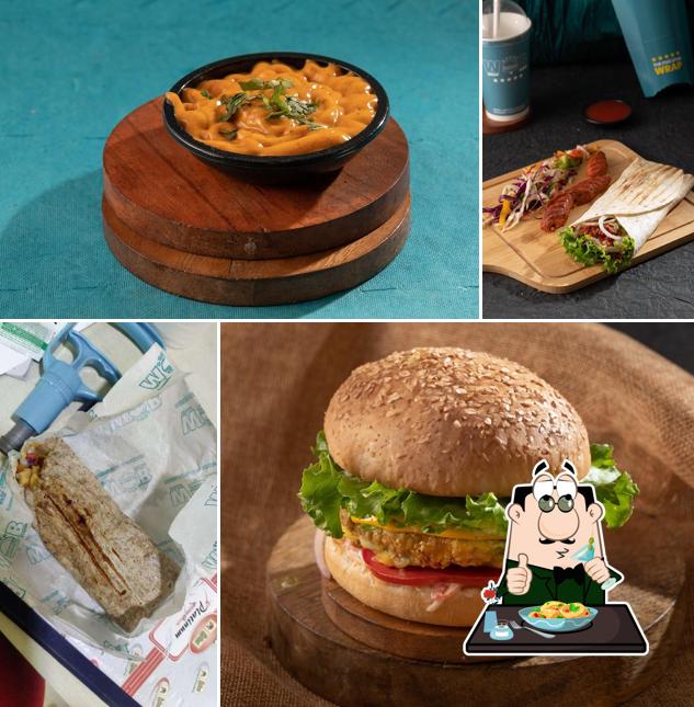 Macaroni and cheese at Wrap 'o' Burger