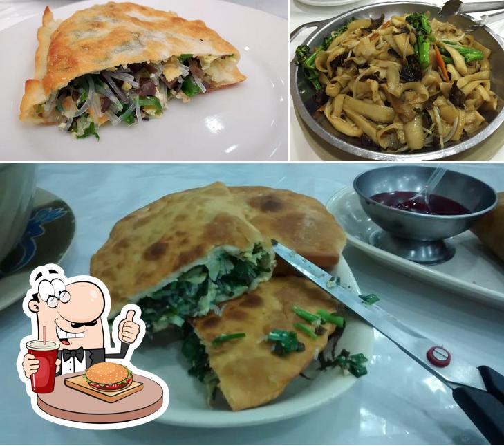 Rong He provê uma gama de opções para os amantes dos hambúrgueres