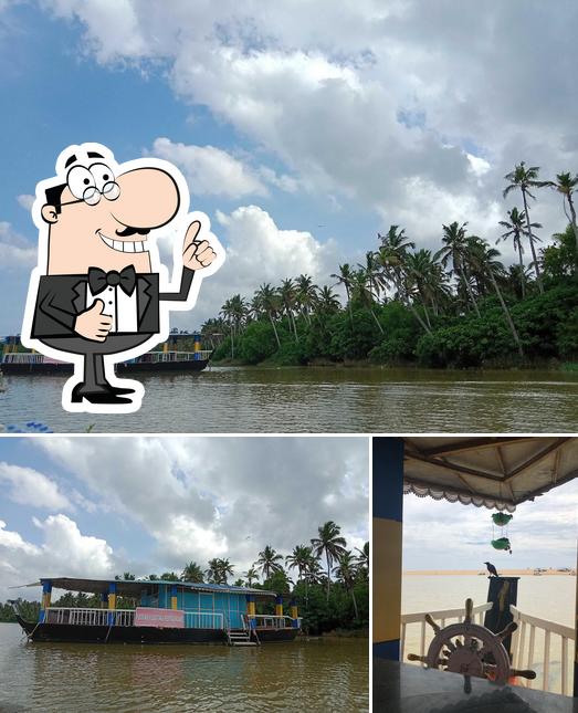 Look at this pic of St.Arya Bhavan Floating Veg Restaurant