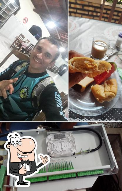 Look at the image of Churrascaria e Pousada Francimar