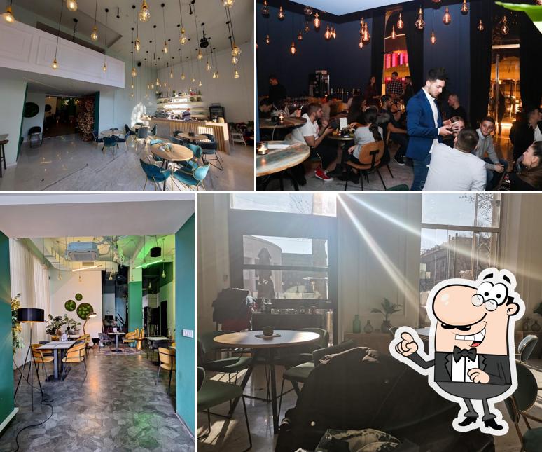 SquareOne Experience Bar & Restaurant