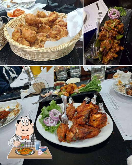 Chicken wings at Hong Kong Restaurant & Bar (한국 식당)