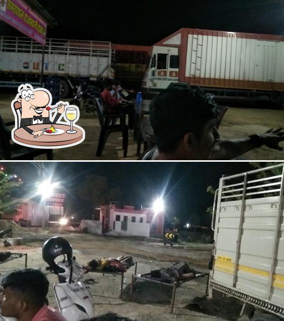 Food at राजस्थानी ढाबा शुद्ध शाकाहार