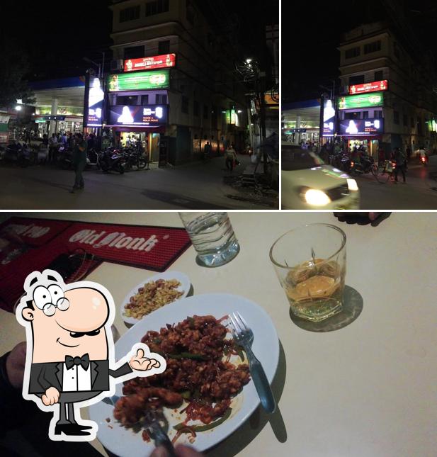 The image of Nine Ten Hotel And Bar’s interior and food