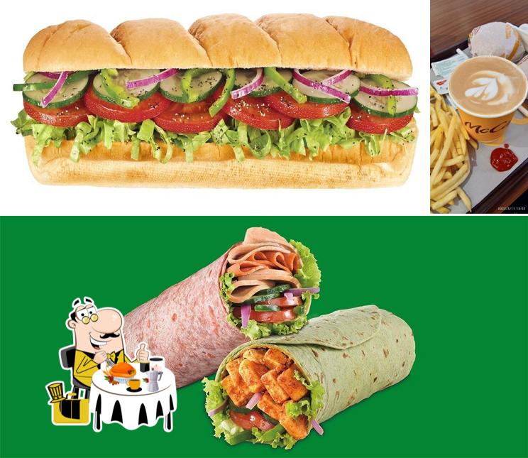 Check out the picture depicting food and beverage at Subway Kalyan Junction Mall