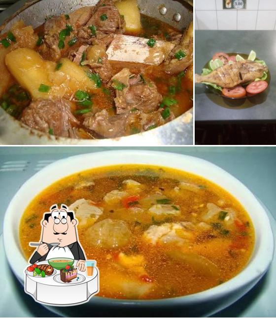 Sopa quente e azeda picante chinesa em Bar da Eva