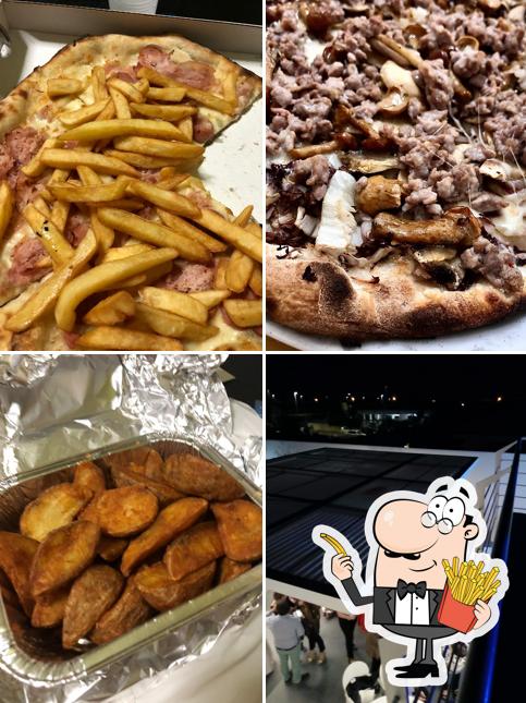 Prova a prendere un piatto di chips a TikiTaka - Pizzeria