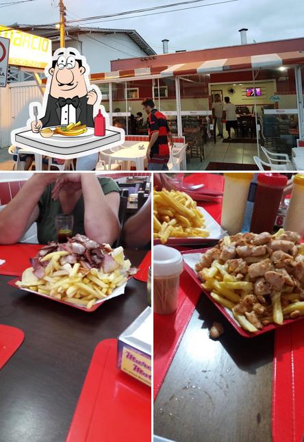 Peça fritas no Márcio Lanches e Pizzas