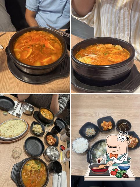 Poulet au curry à Dookbaeki Korean Restaurant