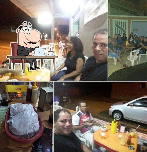 O interior do Manoel do Lanche