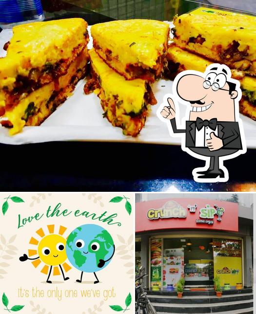 See this pic of Crunch & Sip