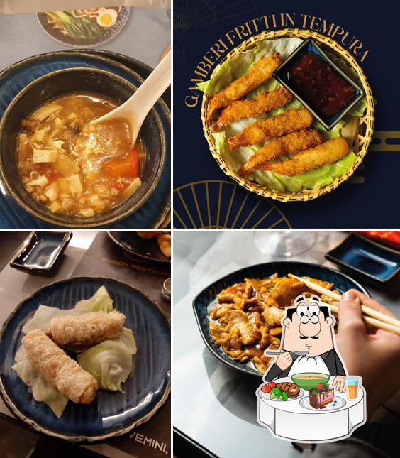 Zuppa calda e acida al RUI RISTORANTE CINESE BARI