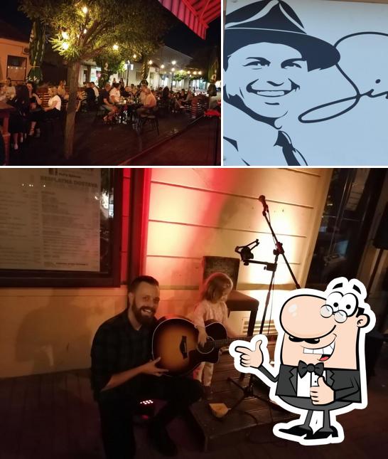 Immagine di Sinatra Café