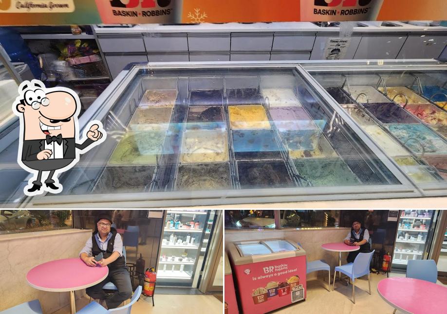 The interior of Baskin Robbins