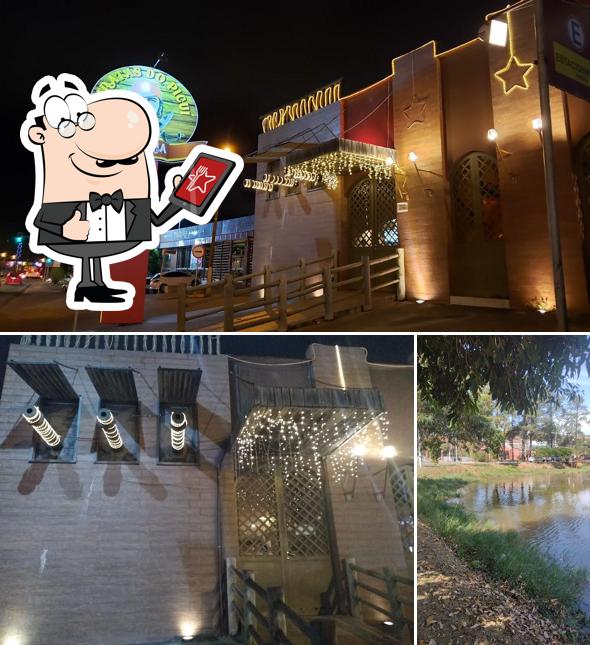 O exterior do Pizzaria Piratas do Picui