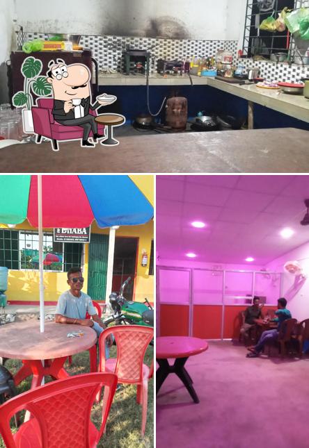 The interior of मिड-वे कैफे आउर रेस्टोरेंट Midway Cafe and Resturent