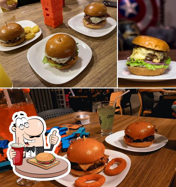 Poltrona Nerd - Bar, Games & Burger provê uma variedade de opções para os amantes dos hambúrgueres