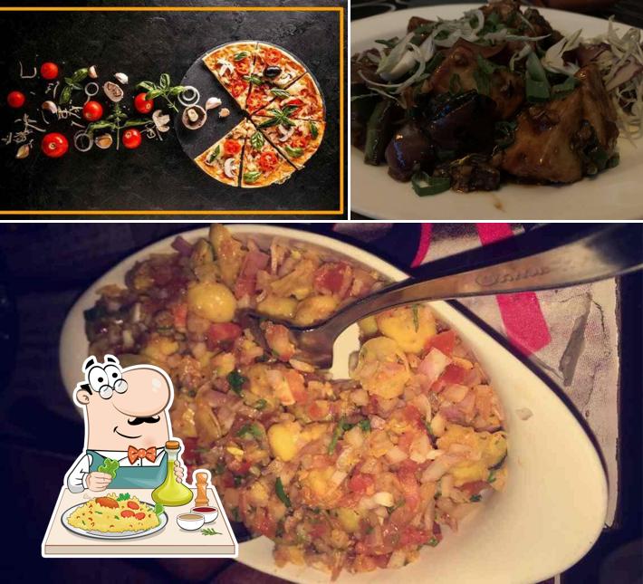 Food at Vakaoo Rest-O-Bar & Lounge