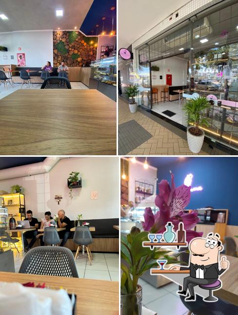 O interior do Sabor com amor.Café & Restaurante