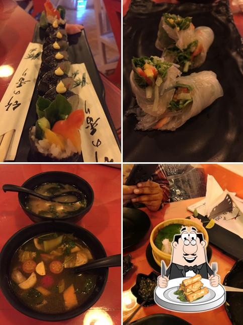 Spring rolls at Shiso & Yu Choi