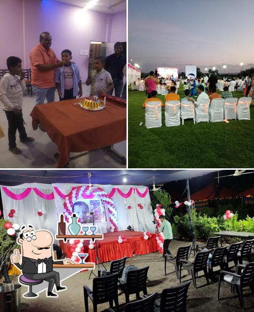 The interior of Hotel Zopadi- Veg & Nonveg Restaurant in Aurangabad