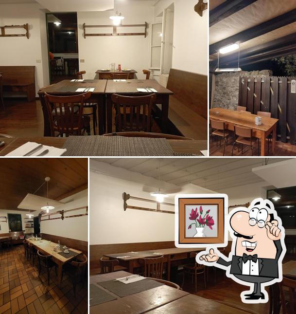 Siediti a un tavolo di Gasthaus 'Heinz' Di Masutti Maria Gloria & C. S.A.S