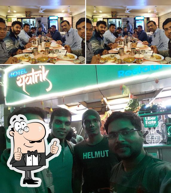 Look at the image of Yashraj Restaurant & Juice Bar